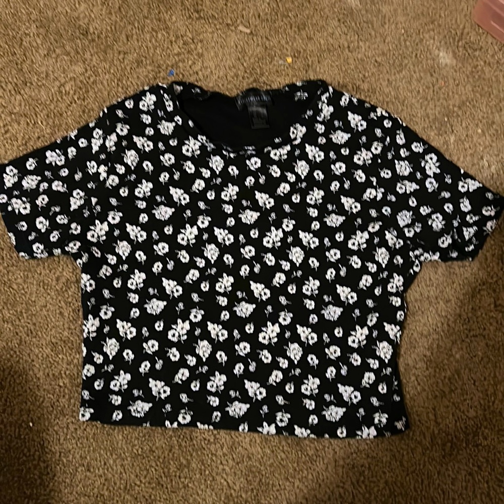 Streetwear society cropped